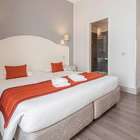 Residenza Castrense Panzió Róma Kültér fotó